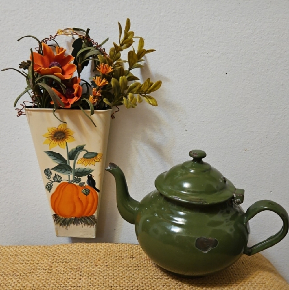 Cute Vintage Fall Decor